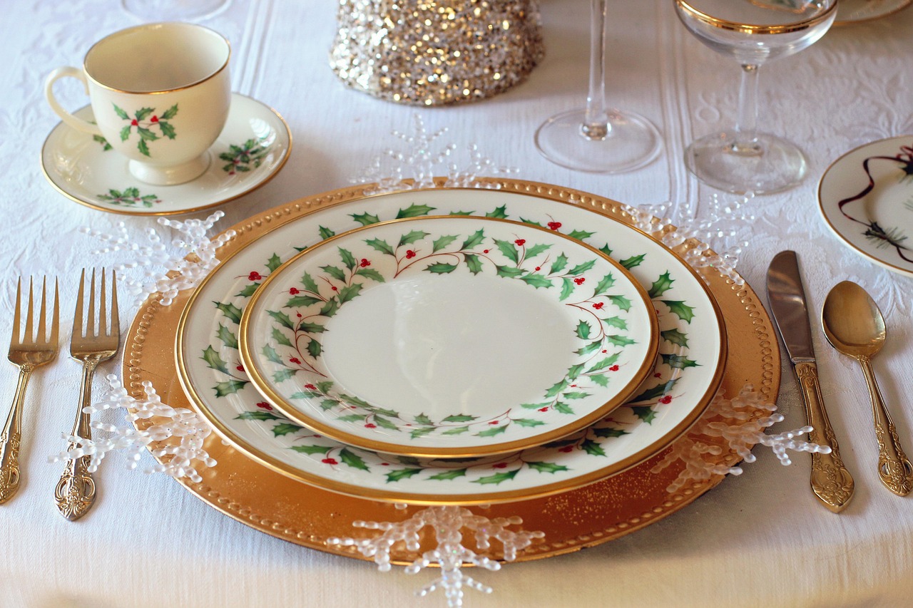 table setting, christmas, holiday-1926936.jpg